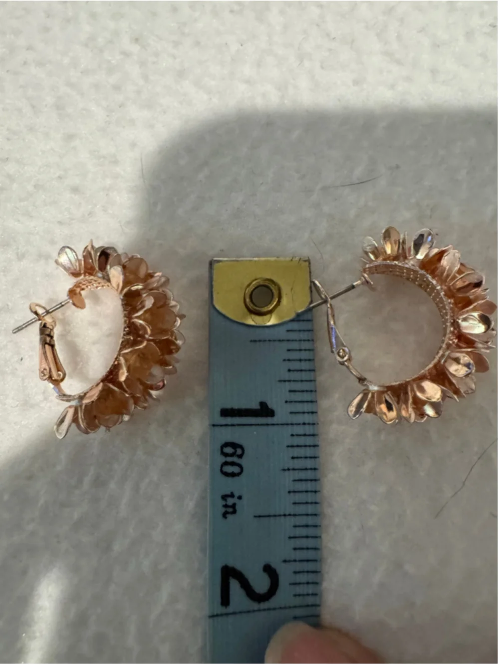 Unbranded Jewelry 4 piece mixed lot. Rhinestone Silver & Rose-tone Peach